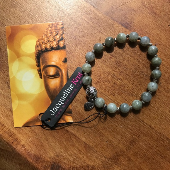 Jacqueline Kent Labradorite stretch Bracelet - Picture 3 of 6